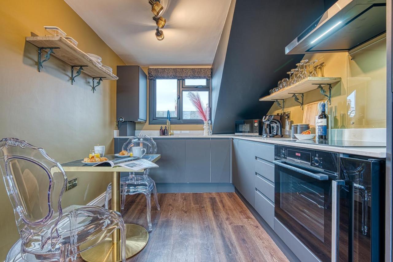 Casa Del Artista - Luxury Apartments, Whitby Luaran gambar