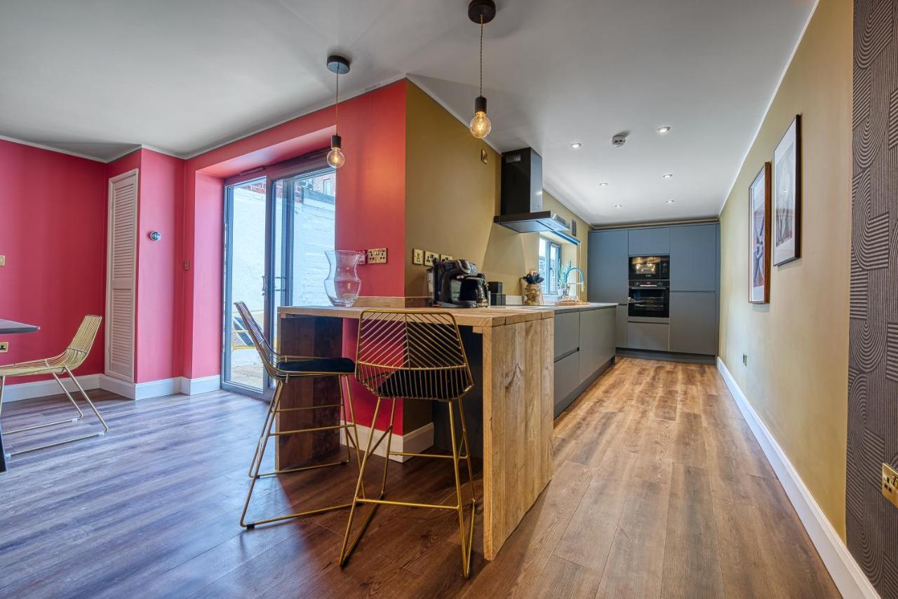 Casa Del Artista - Luxury Apartments, Whitby Luaran gambar