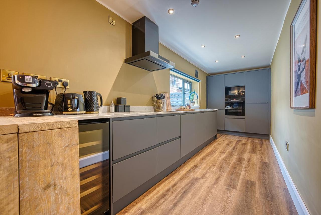 Casa Del Artista - Luxury Apartments, Whitby Luaran gambar
